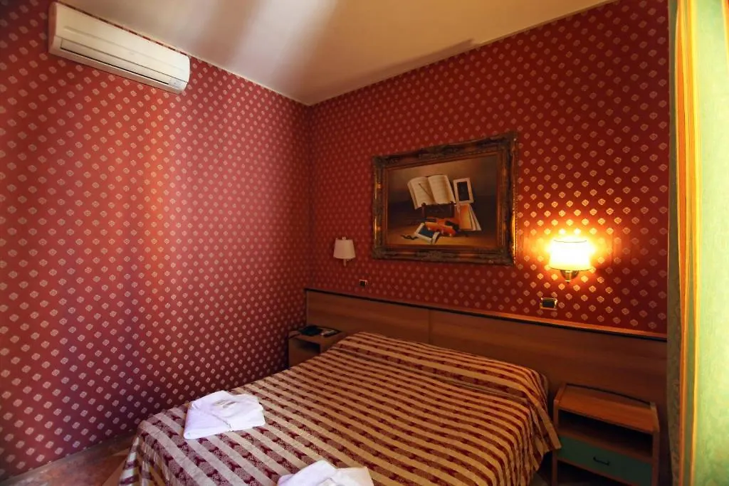Hotel Hollywood Roma Italia