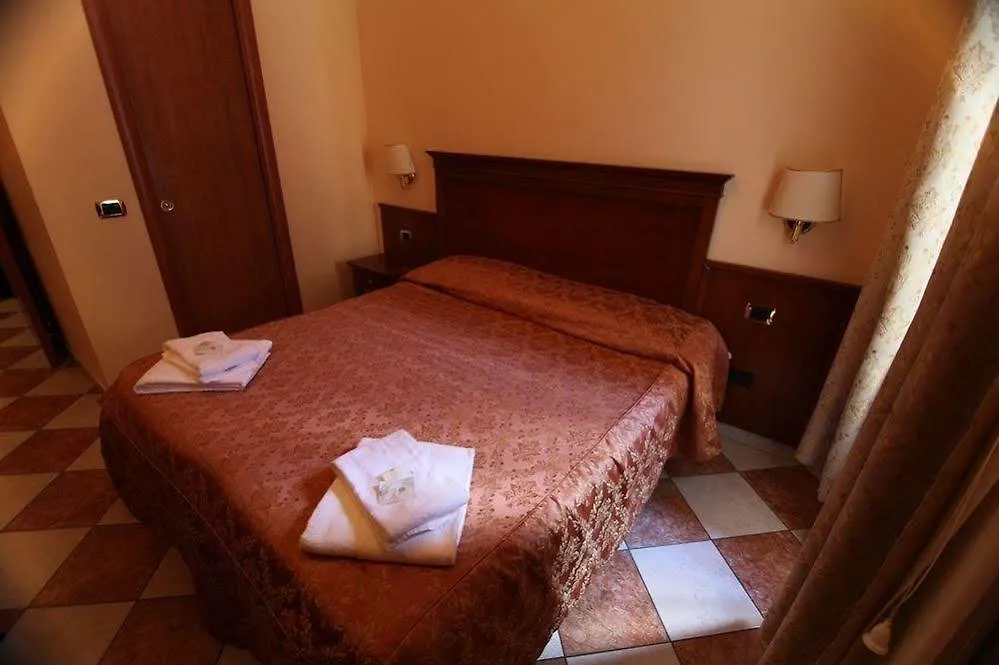 Hotel Hollywood Roma Italia